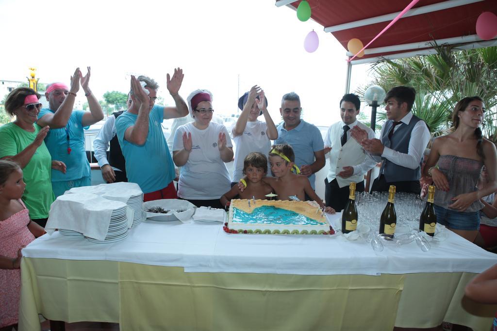 Hotel Miramare Cirò Marina Extérieur photo
