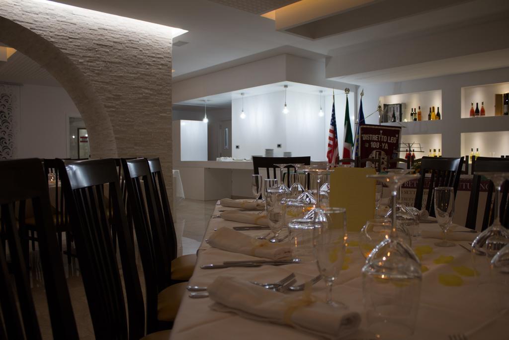 Hotel Miramare Cirò Marina Extérieur photo